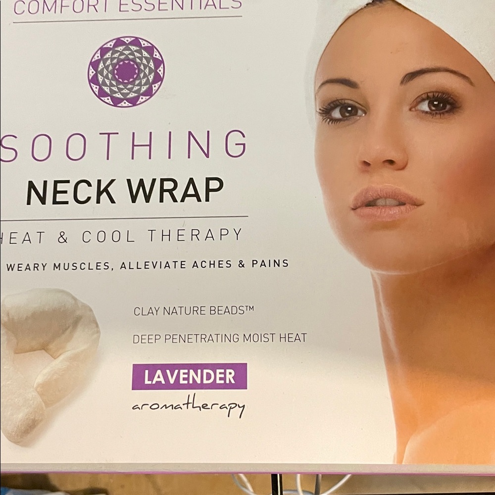 Therapy Lavender Soothing Neck Wrap.
In original box.
Never used.